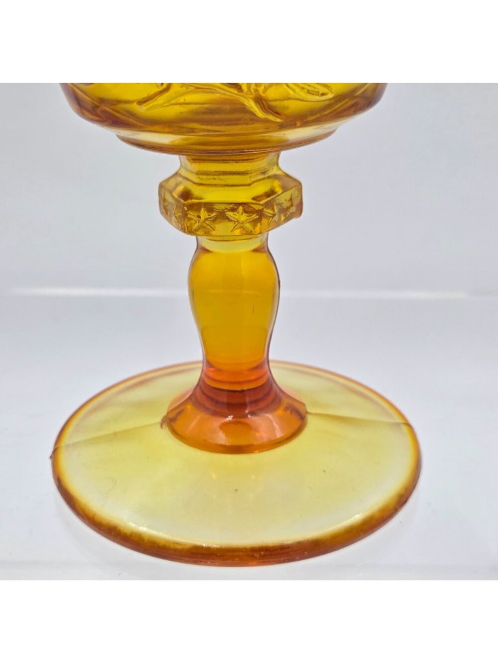 L. E. Smith Glass Amberina American Eagle Goblet 6½″ Wine Glass Mid-Century - Picture 7 of 7